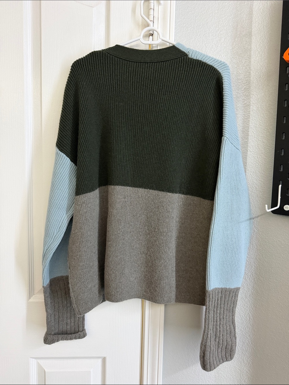 COS Cardigan - Picture 3 of 3